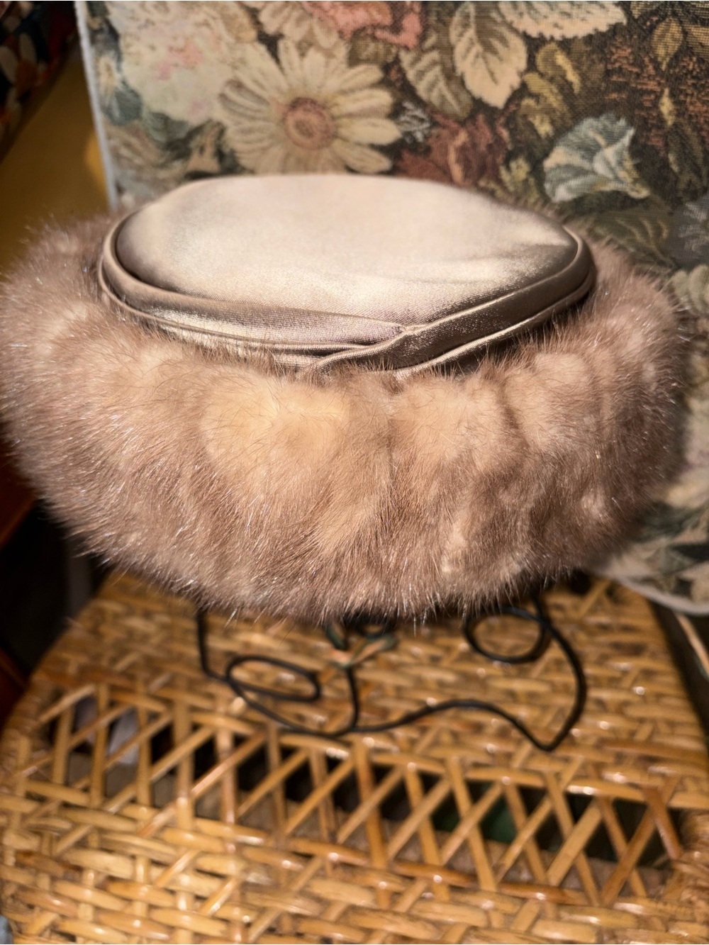 Vintage 1960’s Champagne Mink & Satin Pillbox Hat
